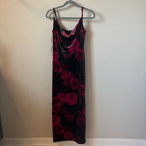 Chic Velvet Floral Maxi Dress